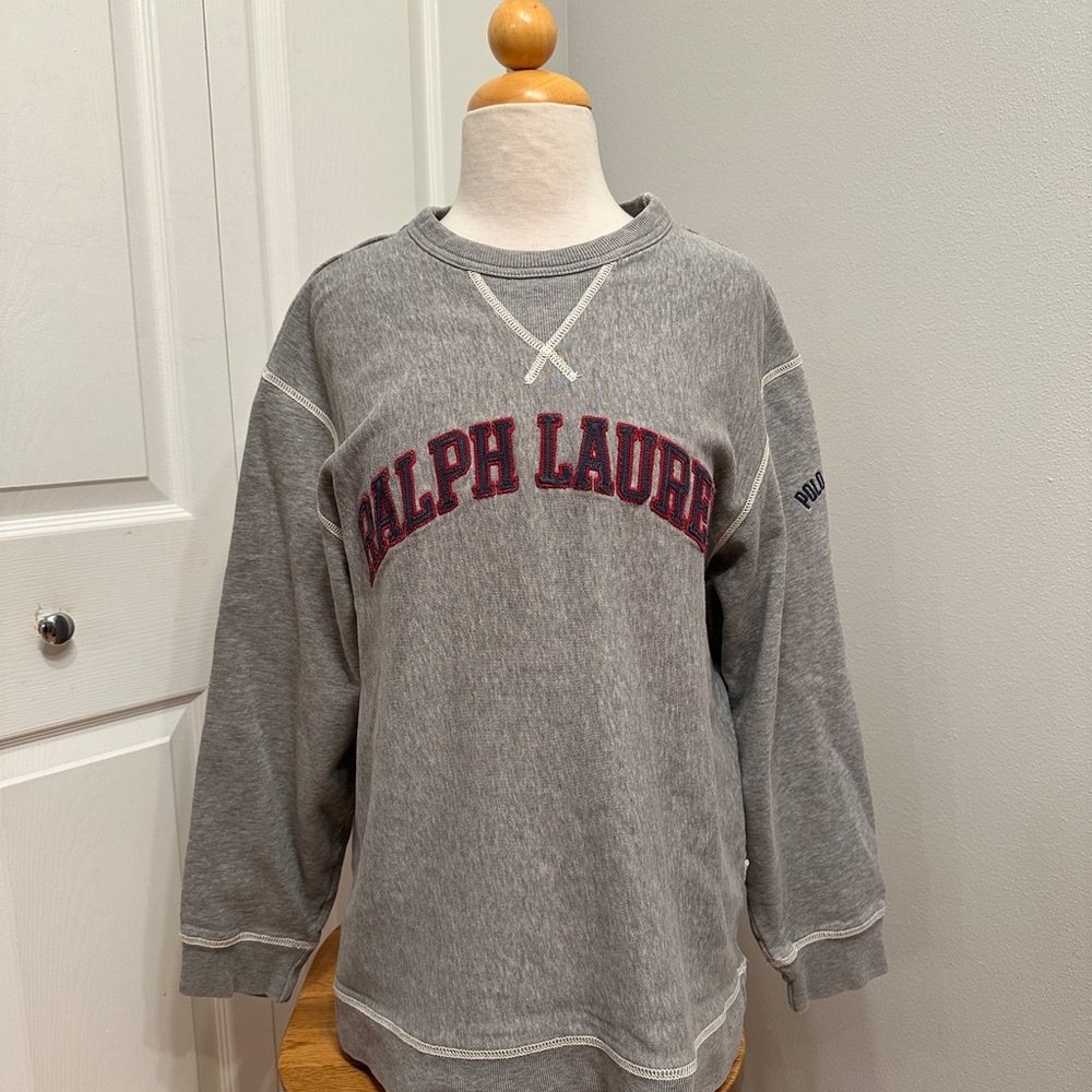 Vintage Embroidered Ralph Lauren Crewneck (Medium)